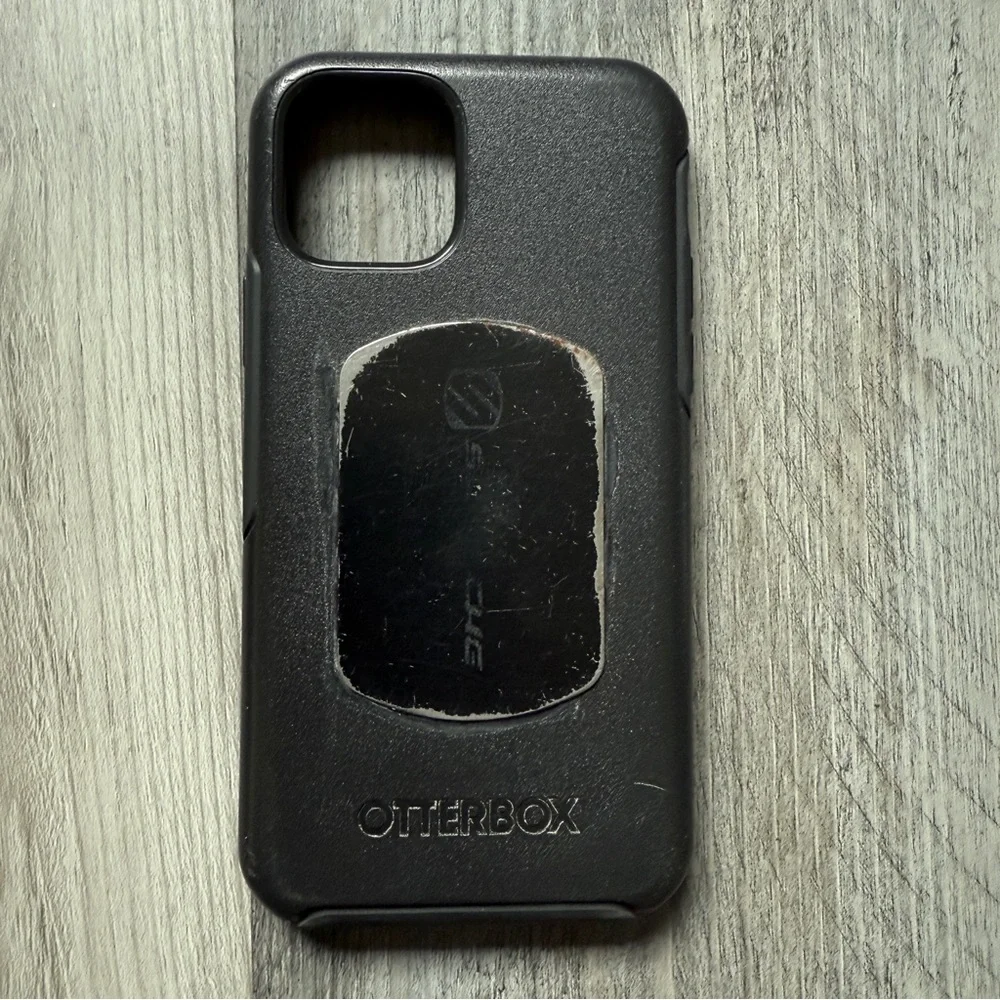 OtterBox iPhone 11 Pro Phone Case Black With Magnet Attached